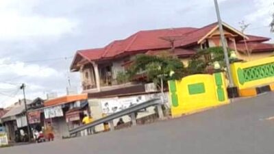 Warga Keberatan PKL Jembatan Gerilya Tutup Kios dan Rumah   