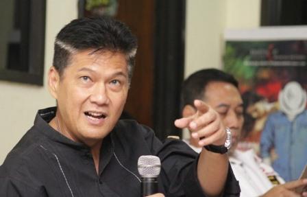 Wina Armada Sukardi (Advokat dan wartawan)
