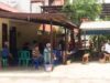 Pemeriksaan sertifikat vaksin di Polsek Banjarbaru Utara. (foto: koranbanjar.net)