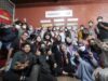 Para peserta dan pemateri di hari ke-2 Suara Community Institute: Digital Journalism & Content Creation Workshop di kantor Suarajogja.id, Minggu (16/1/2022).