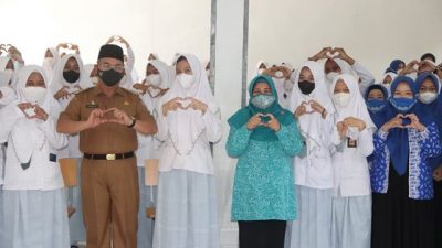 Bupati Fikry Peringati Hari Gizi Bersama Pelajar