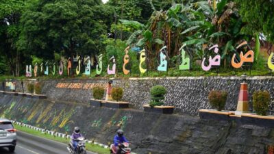 Nuansa Religi Sebagai Serambi Medinah di Taman Batulicin