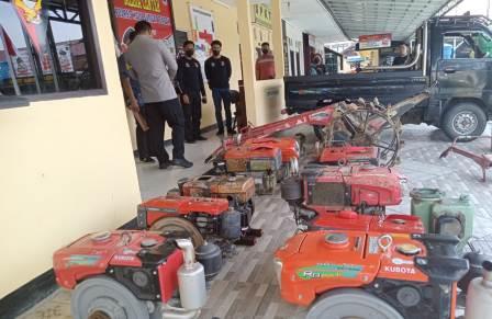 Barang bukti alsintan. 