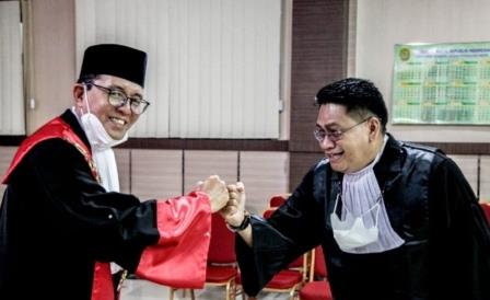 Polemik antara Gubsu Edy Rahmayadi-Choki diharapkan dapat diselesaikan secara kekeluargaan.