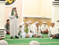 Penceramah dari Lombok Timur Tausiyah di Masjid Darul Azhar
