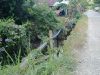 Jembatan rusak tanpa pagar di Kabupaten HST, Kalsel. (foto: ramli)