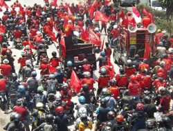 Massa GEBRAK Nilai Pemerintahan Jokowi-Ma’ruf Amin Gagal