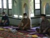 Bupati HSS, Achmad Fikry saat menghadiri acara silaturrahmi dengan warga.