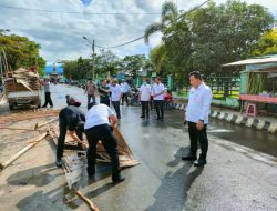 Kerja Bakti Bersihkan Sampah di Event Mappanre Ri Tasi’e