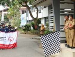 Hilman Melepas Kontingen Special Olympic Nasional Kabupaten Banjar