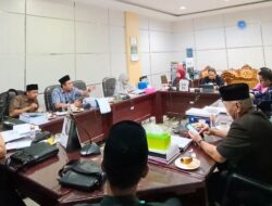 Komisi II Rapat Dengar Pendapat Tiga Perusda