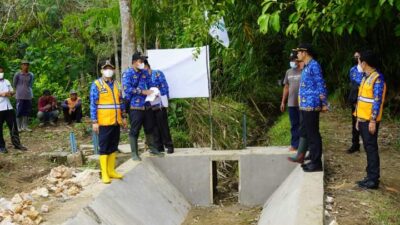 Wakil Bupati Syamsuri Arsyad Monitoring dan Evaluasi Proyek Pembangunan di Hulu Sungai Selatan