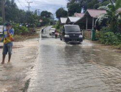 Hujan Deras Kembali Mengguyur Kotabaru, Sejumlah Ruas Jalan Desa Tergenang Hingga Banjir