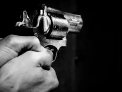 Drama Berdarah Polisi Tembak Polisi di Rumah Kadiv Propam