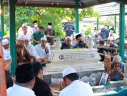 Hamsyuri Disemayamkan di Komplek Pemakaman Raja Pagatan
