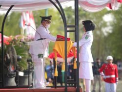 Bupati Zairullah Pimpin Apel HUT RI di Gunung Tinggi