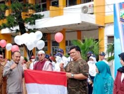 Bupati Kotabaru Pimpin Gerakan Pembagian 10 Juta Bendera Merah Putih