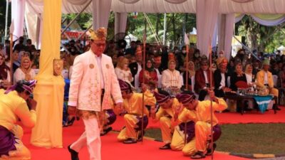 Pementasan Sendratari Sambut Gubenur Kalsel