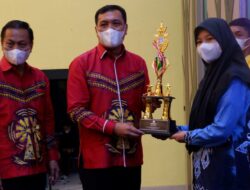 Wali Kota Banjarbaru Resepsi Kenegaraan Bersama Paskibraka