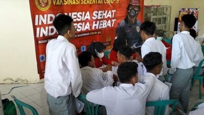 Demi Menjaga Imun Tubuh Masyarakat di Kotabaru, BIN Kalsel Gencarkan Vaksinasi di Sekolah