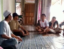 Tidak Punya Uang Membeli Kelengkapan Sekolah Anak, Orang Tua Ini Meminta Pakaian Bekas Lewat Medsos