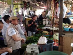 Harga Bahan Pokok Terus Dipantau di Pasar Pagatan
