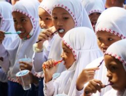 Murid SDN Jawa 2 Martapura Sikat Gigi Serentak