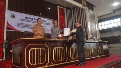 Bapemperda DPRD Kotabaru Sampaikan Laporan Revisi Kedua Tahun 2022