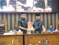 Bupati Tanah Bumbu Sampaikan Tiga Raperda ke Legislatif
