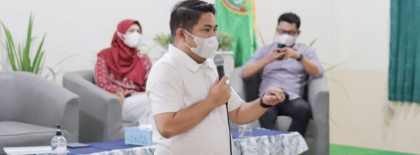 Bang Dhin Gelar Sosialisasi Perda di Stikes Suaka Insan Banjarmasin