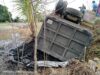 Truk Bermuatan Batubara Terguling ke Persawahan Warga di Sisi Jalan Lingkar Barabai.(Foto: M.Ramli/Koranbanjar.net)