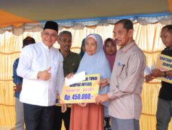 Berikan BTS, Bupati Kotabaru Ingatkan Para Kepala Dinas Sisihkan Anggaran Untuk Bantuan Langsung
