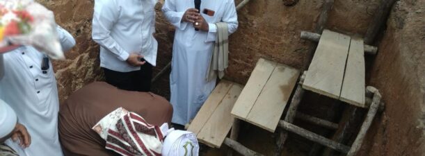 Peletakan Batu Pertama Pembangunan Masjid, Bupati Harapkan Masyarakat Saling Bergotong Royong