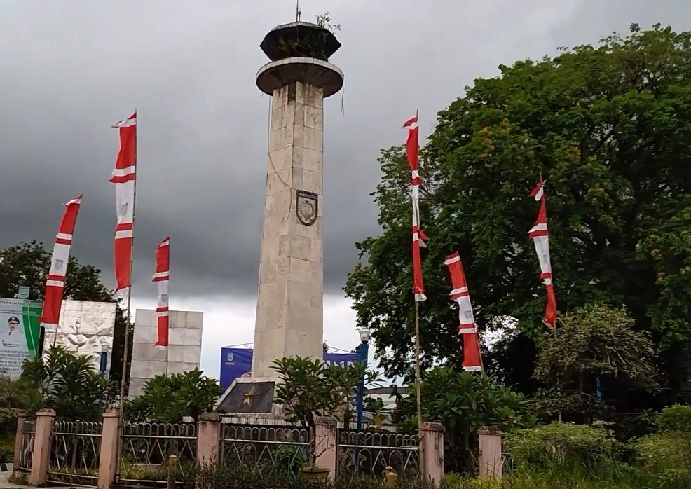 Monumen Tugu Pancasila, di kawasan Jalan Ahmad Yani Km 40, Martapura, Kabupaten Banjar, Provinsi kalimantan Selatan. (Foto: Bay/Koranbanjar.net)