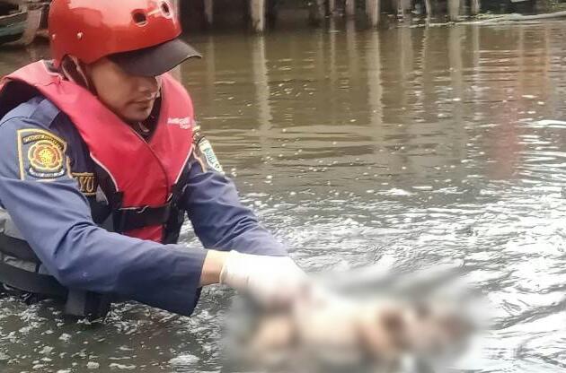 Terungkap kasus tindak pidana penemuan mayat bayi laki-laki di Sungai Desa Limamar (13/09/2022). (Sumber Foto: Dok. Koranbanjar.net)