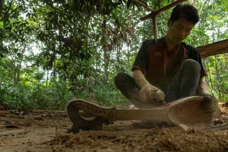 Penghalusan Permukaan Kayu