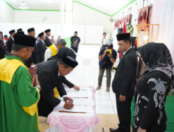 Pelantikan 60 PPK Pemilu 2024 di Kabupaten Tanah Bumbu