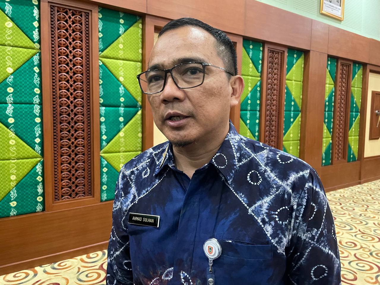 Kepala Dinas Pekerjaan Umum dan Penataan Ruang (PUPR) Provinsi Kalimantan Selatan, Ahmad Solhan. (Foto: Koranbanjar.net)