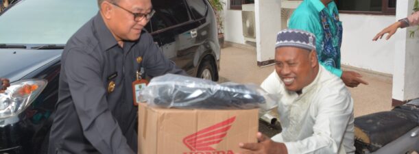 Tunjang Aktivitas Kaum Disabilitas, Bupati Tabalong Serahkan Bantuan Kendaraan Roda Tiga