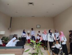 Anak Berkebutuhan Khusus Diajak Airport Tour dan Dapat Bantuan Alat Sekolah