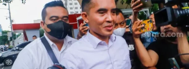 5 Pejabat yang Terancam Dipecat Gara-gara Gaya Hidup Mewah Keluarga