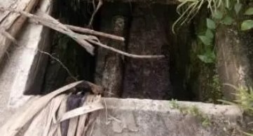 Pipa paralon pembuangan air limbah QMall Banjarbaru. (foto: koranbanjar,net)