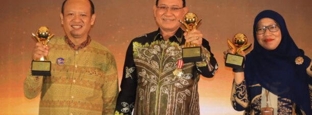 Selamat! Bupati Kotabaru Dinobatkan Sebagai Top Pembina BUMD Awards 2023