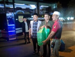Grebek Sahur di Banjarbaru, Bagikan 700 Paket Makan Sahur