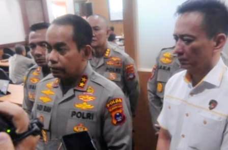 Konferensi Pers Kapolda Kalsel, Irjen Pol Andi Rian Djajadi di Mapolda Kalsel Banjarmasin, Kamis (27/4/2023). (Foto: Koranbanjar.net)