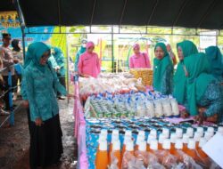 TP PKK Barito Kuala Gelar Pasar Murah dan Sembako Gratis Bagi Lansia