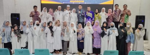 Perpustakaan Sekolah dan Desa Mendapatkan Pembinaan