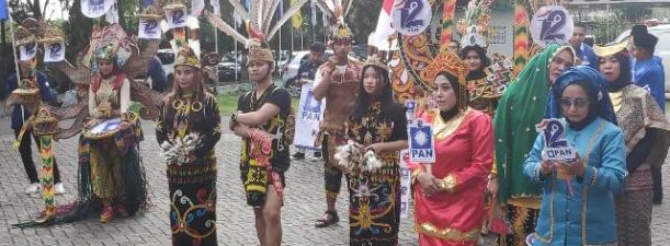 Mengusung Tema Keberagaman, DPD PAN Banjarbaru Serahkan Berkas