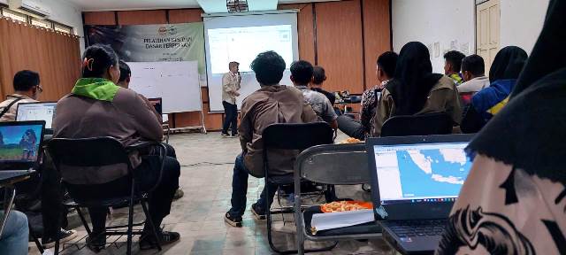Suasana pelatihan Mapala Graminea Faperta ULM Kalsel di Gedung III, Fakultas Pertanian, Ruangan Pampaken. Sabtu (20/5/2023) (Sumber Foto: Pitriyadi/Koranbanjar.net)