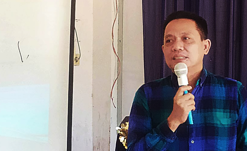 Pemerhati Sospol, Denny Setiawan